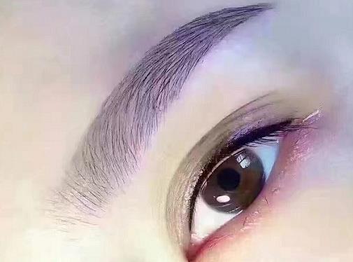 如何塑造個性化的鼻子？王克明醫(yī)生供圖，引爆社交媒體熱議！