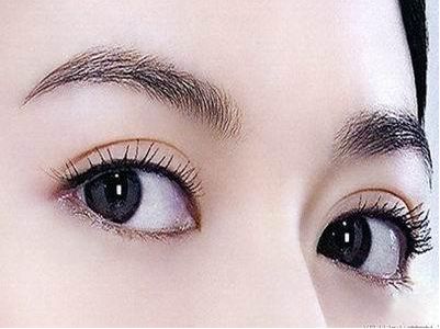 上海九院隆鼻手術(shù)價(jià)格2023年排行是怎樣的？哪個(gè)醫(yī)生推薦？有精選的手術(shù)案例嗎？