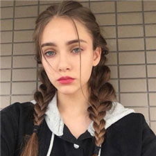 尹連星