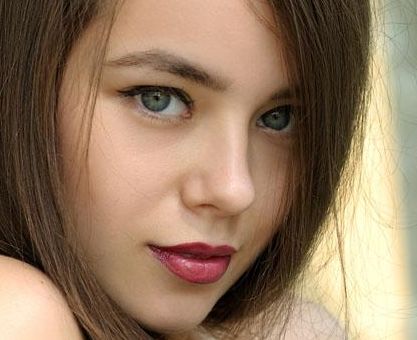 俄羅斯模特Valeria Lukyanova整容后的身材曝光，太驚艷了！