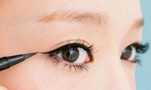尋找西安地區(qū)雙眼皮手術名醫(yī)！認準本文推薦的孫峰、柏國芳等實力專家！