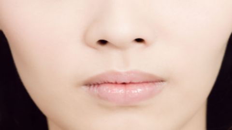 成都口碑醫(yī)美院瞬間打造完美提眉效果，好評如潮！