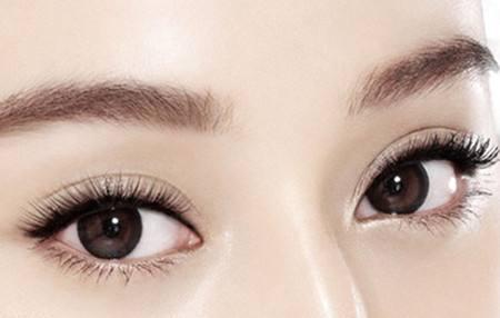 國外媒體為何將JessicaPar選為整形明星？是否她成為歐美時尚的標(biāo)桿馬臉姐姐？