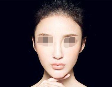 濟(jì)寧經(jīng)典祛斑醫(yī)院推薦，治療效果一覽無(wú)余
