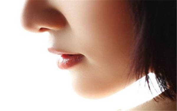 重慶哪家雙眼皮埋線醫(yī)院受到2023網(wǎng)友熱議？TOP10醫(yī)療整形機(jī)構(gòu)值得考慮！