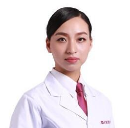 趙偉雅