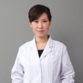 何靜