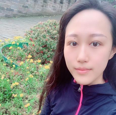 上海華美楊亞益做眼部修復案例效果對比圖