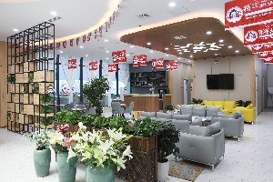 青島艾菲醫(yī)療美容門診部激光去眼袋有何優(yōu)勢？激光去眼袋貴嗎？