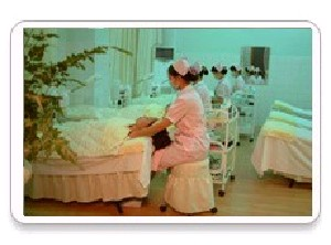南寧市醫(yī)學美容診所激光去眼袋有何優(yōu)勢？激光去眼袋價格多少？