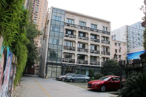 上海伊美爾港華整形激光祛眼袋有何優(yōu)勢(shì)？哪些人群不適合做？