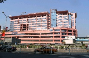 北京市海淀醫(yī)院玻尿酸隆鼻的效果如何？適宜那些人做？