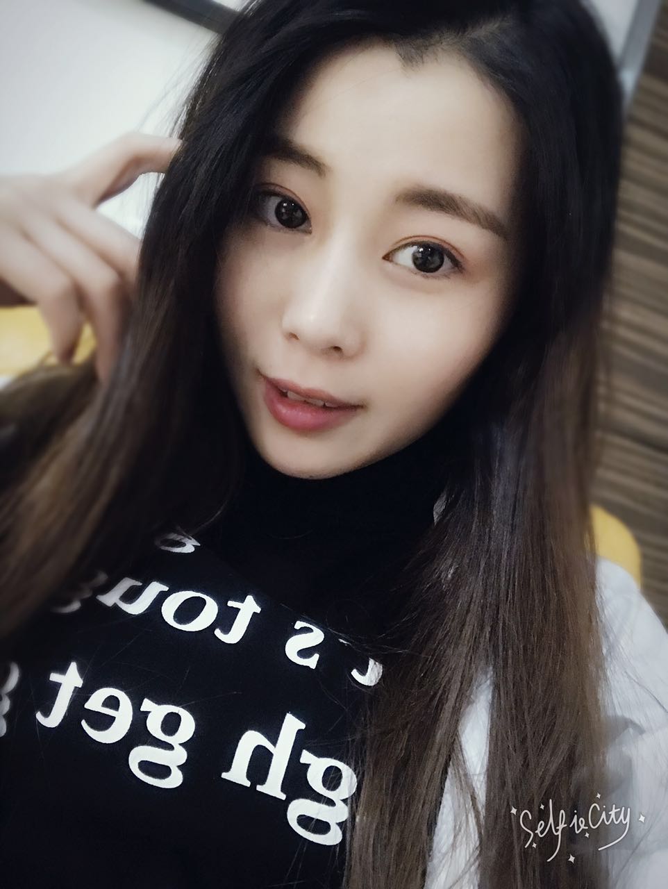 桂林新華醫(yī)療美容醫(yī)生李新華做雙眼皮手術(shù)怎么樣？李新華雙眼皮手術(shù)案例