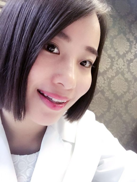 重慶齊美口腔周映丞醫(yī)生做牙齒隱形矯正怎么樣？附牙齒隱形矯正案例