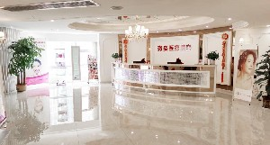 深圳薇姿整形假體隆鼻手術(shù)有何優(yōu)勢(shì)？有哪些風(fēng)險(xiǎn)？
