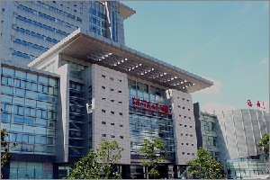 蘇州大學(xué)附屬第二醫(yī)院鼻翼縮小疼嗎？術(shù)后如何護(hù)理？