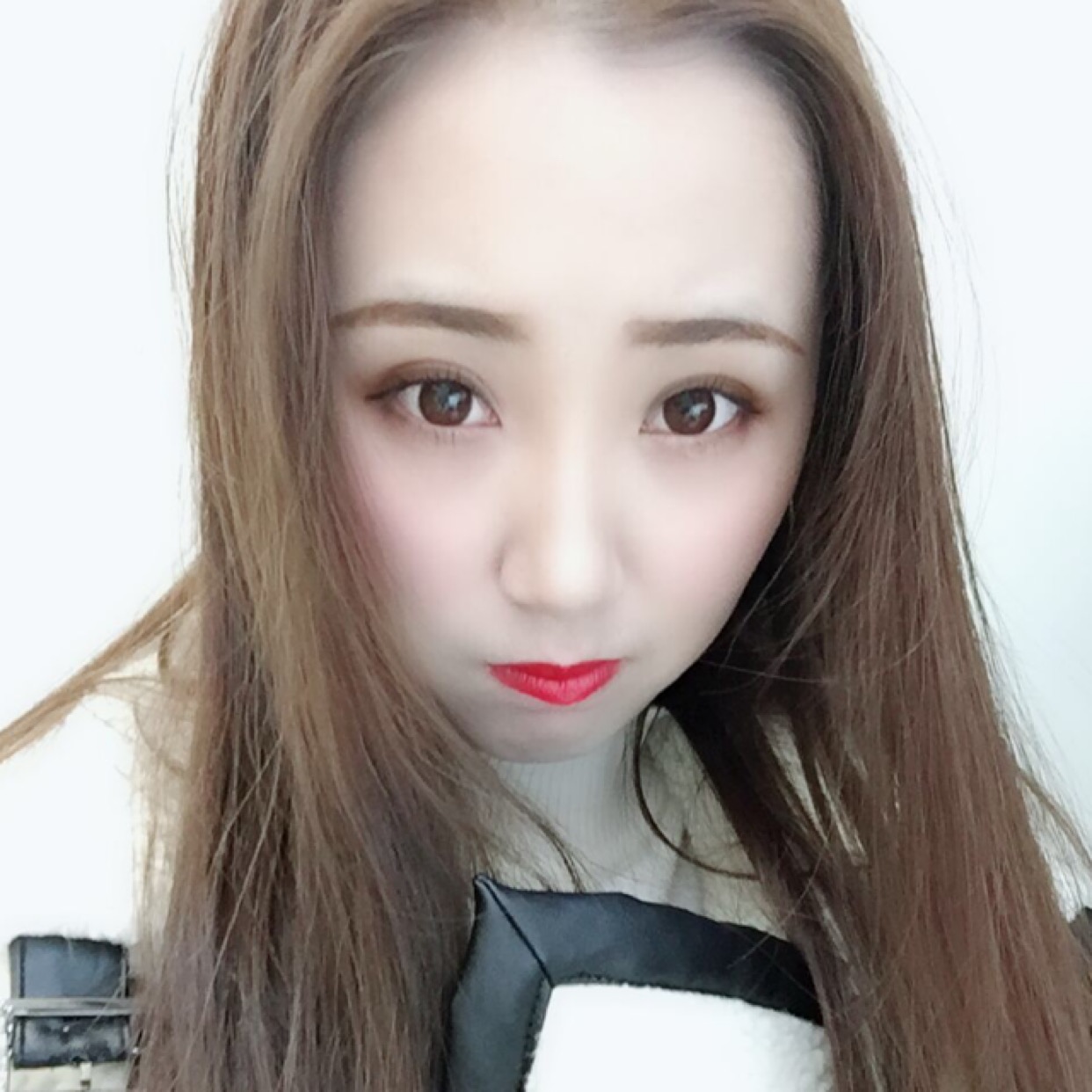貴陽藝齡醫(yī)療美容門診部醫(yī)生李章做隆鼻手術怎么樣？附案例效果對比圖