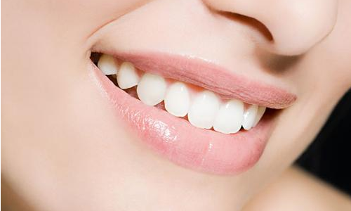 皓齒美白和冷光美白哪個(gè)好？?jī)r(jià)錢怎么樣？
