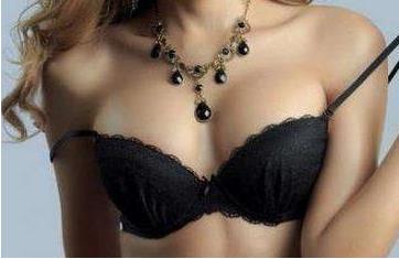 乳房縮小的手術(shù)費一般要多少錢？