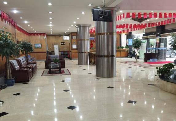 長沙鴻業(yè)皮膚病?？漆t(yī)院_大廳 