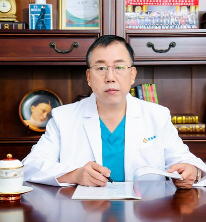 陳譽華