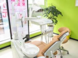 成都愛(ài)雅美齒口腔門(mén)診部_待診區(qū)