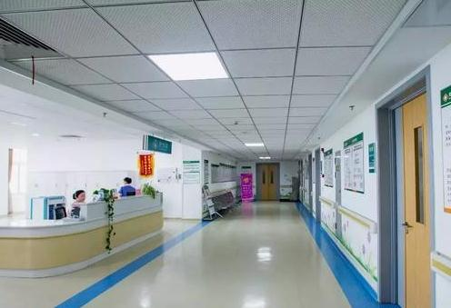 蕪湖交通醫(yī)院整形美容?？芲走廊